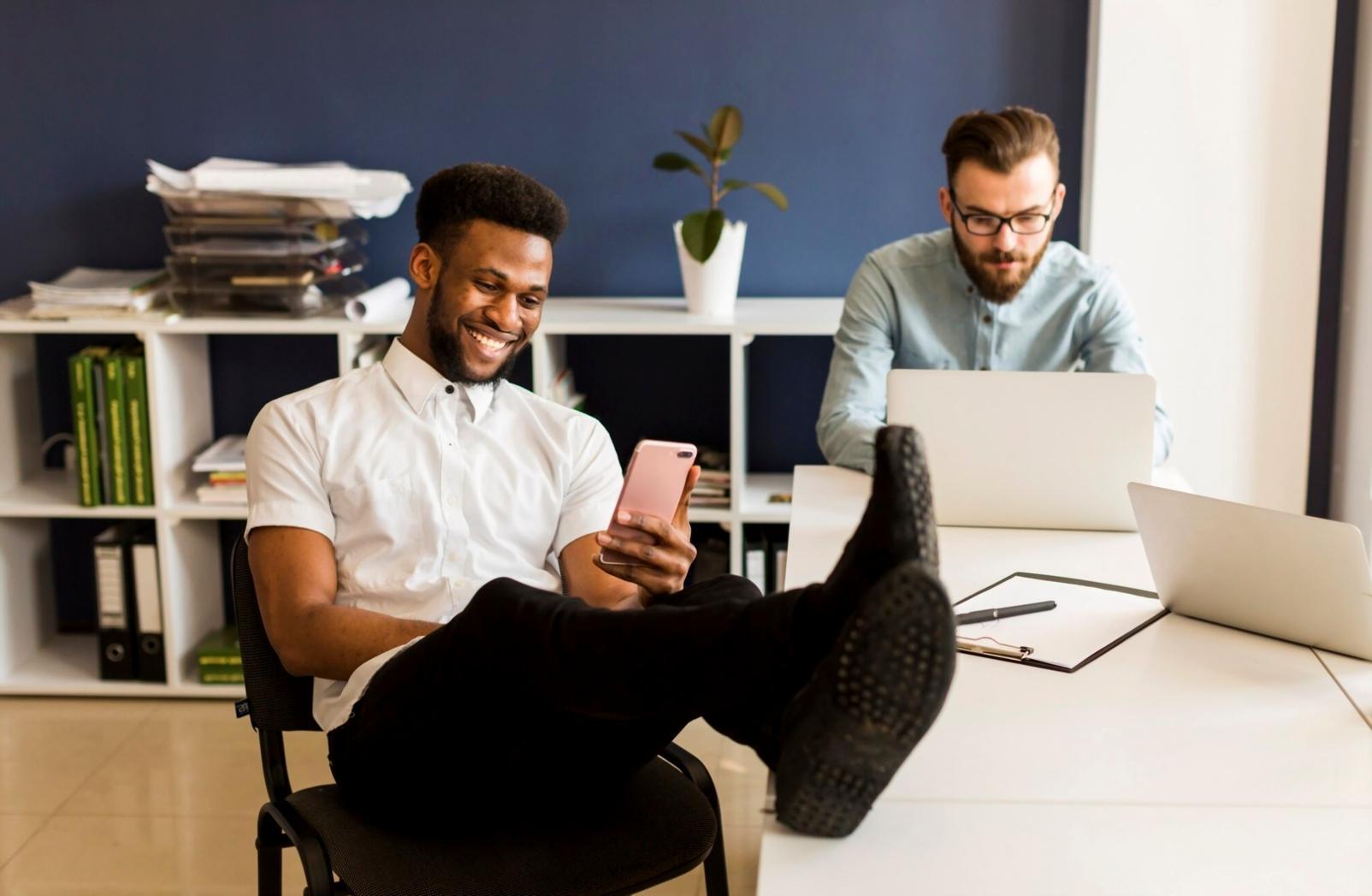 Ambiente di lavoro collaborativo del team melytharion